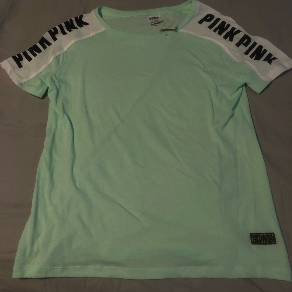 !NWT! Green PINK short sleeve Tee